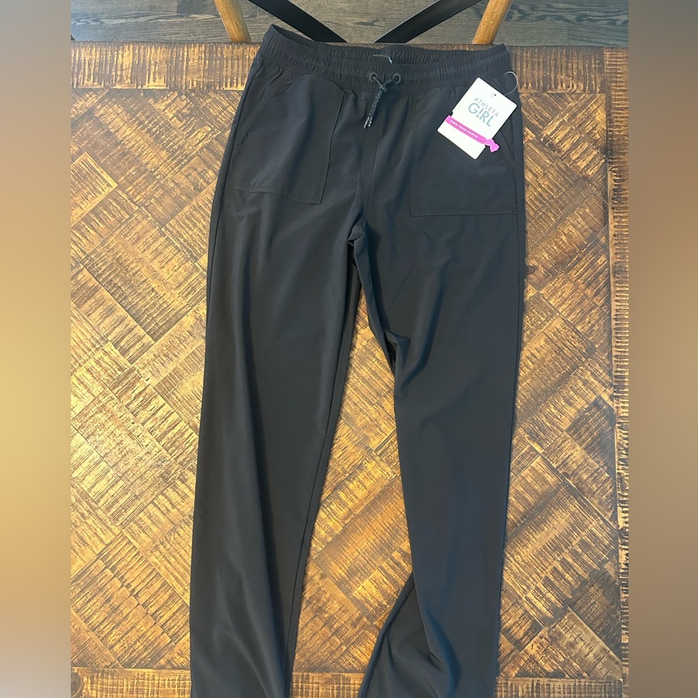 NWT Athleta Girl high jump jogger
